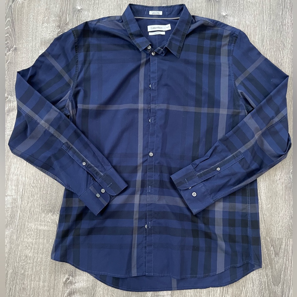 Calvin Klein, men’s casual button down shirt, slim fit, size XL